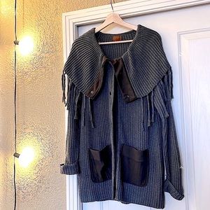 Boutique sweater with fringe, love ❤️ it but it’s too big for me!